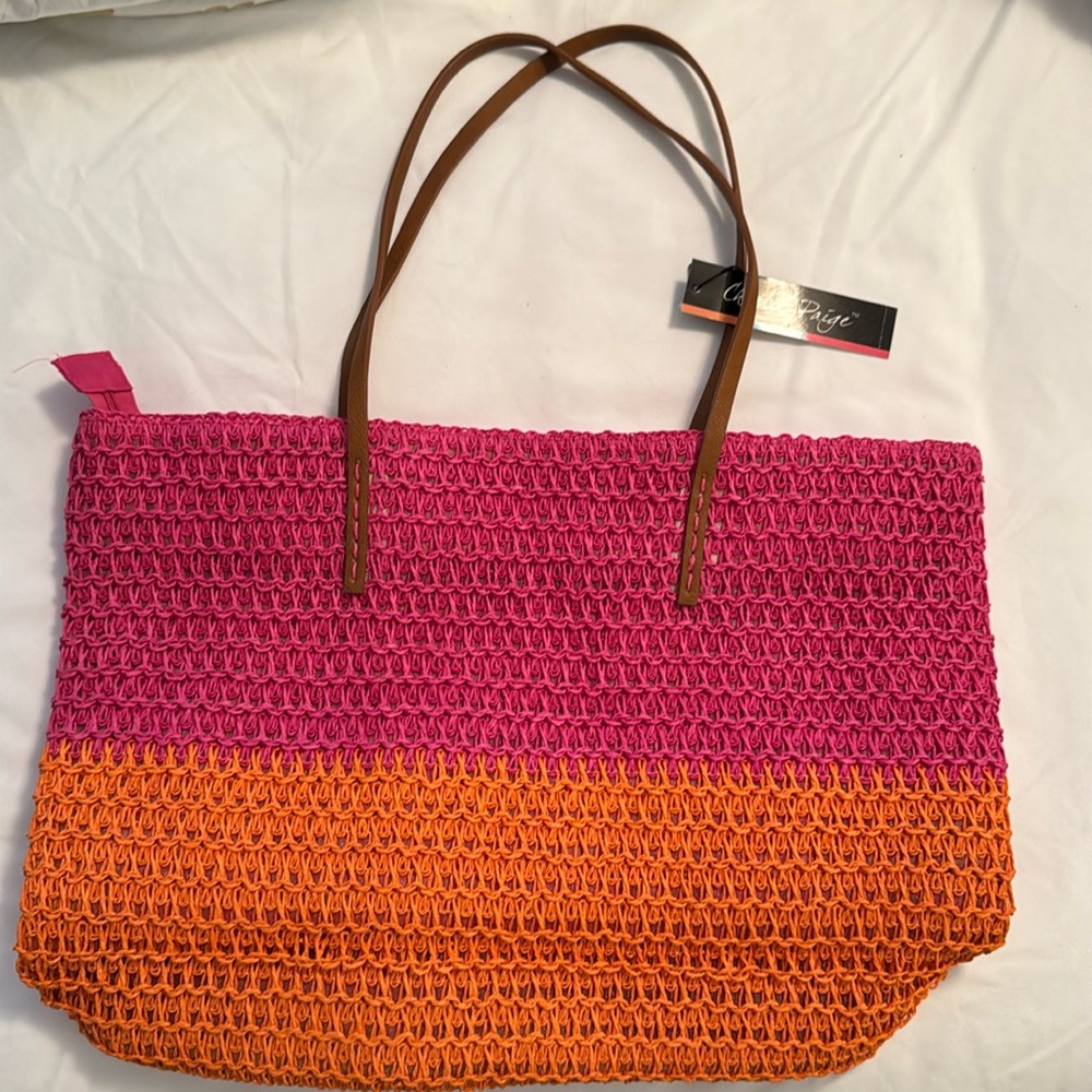 ￼Pink and orange straw bag